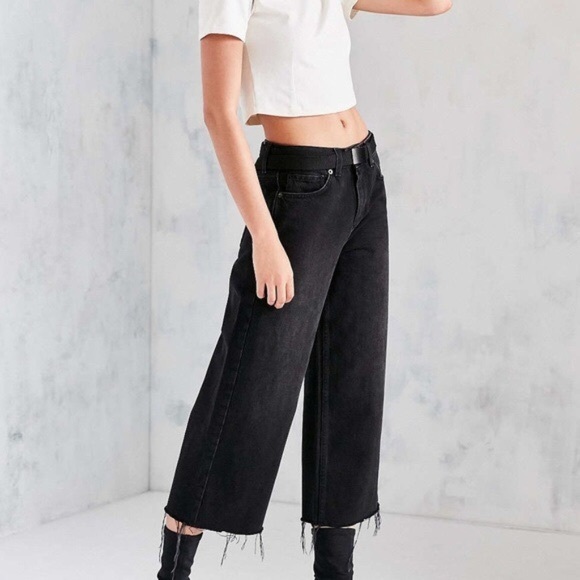 BDG Flood cropped denim culottes jeans 24 - Picture 10 of 17